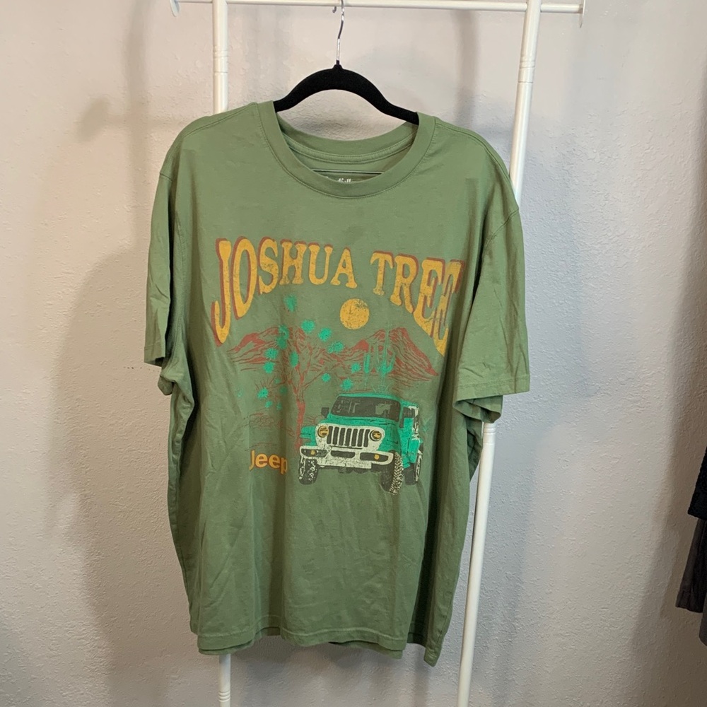 Goodfellow & Co Olive Joshua Tree Tee